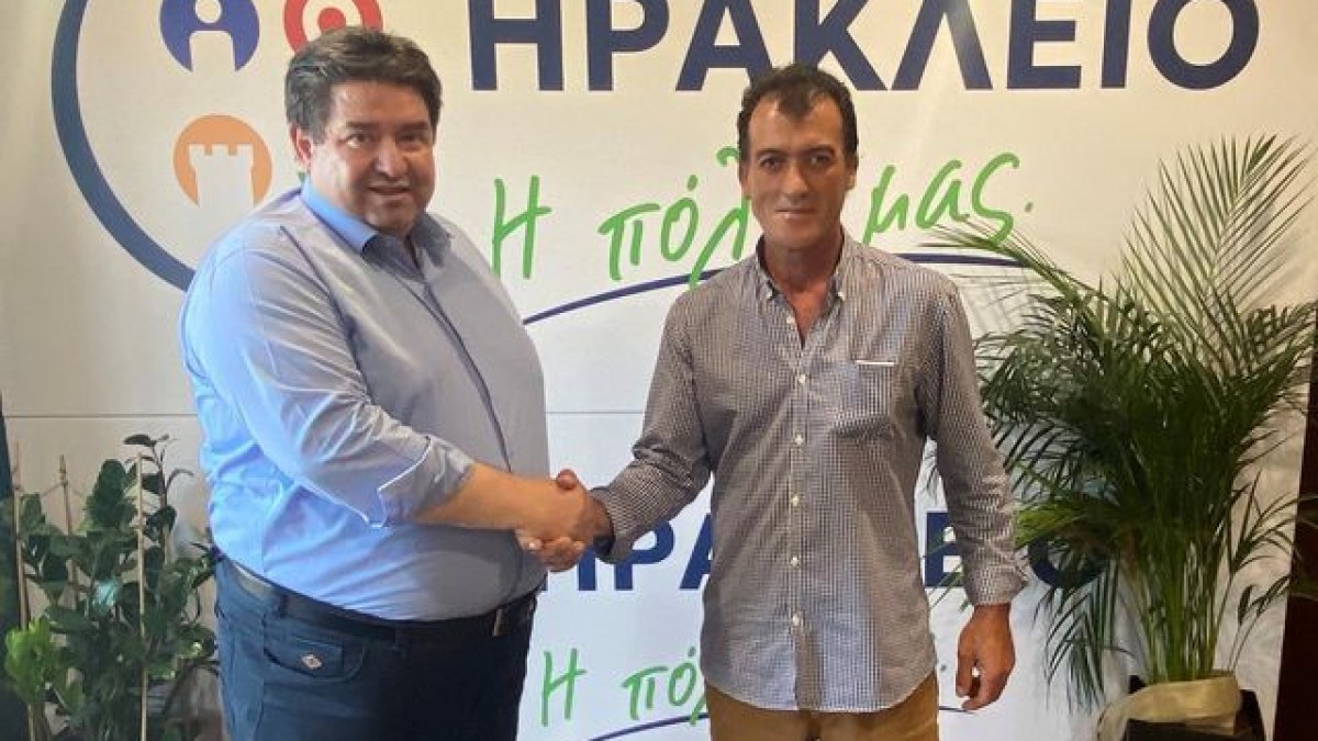 Ο Νίκος Παπαδάκης – Αγρότης, στον συνδυασμό «Ηράκλειο, η Πόλη μας» Ο Νίκος Παπαδάκης – Αγρότης, στον συνδυασμό «Ηράκλειο, η Πόλη μας»