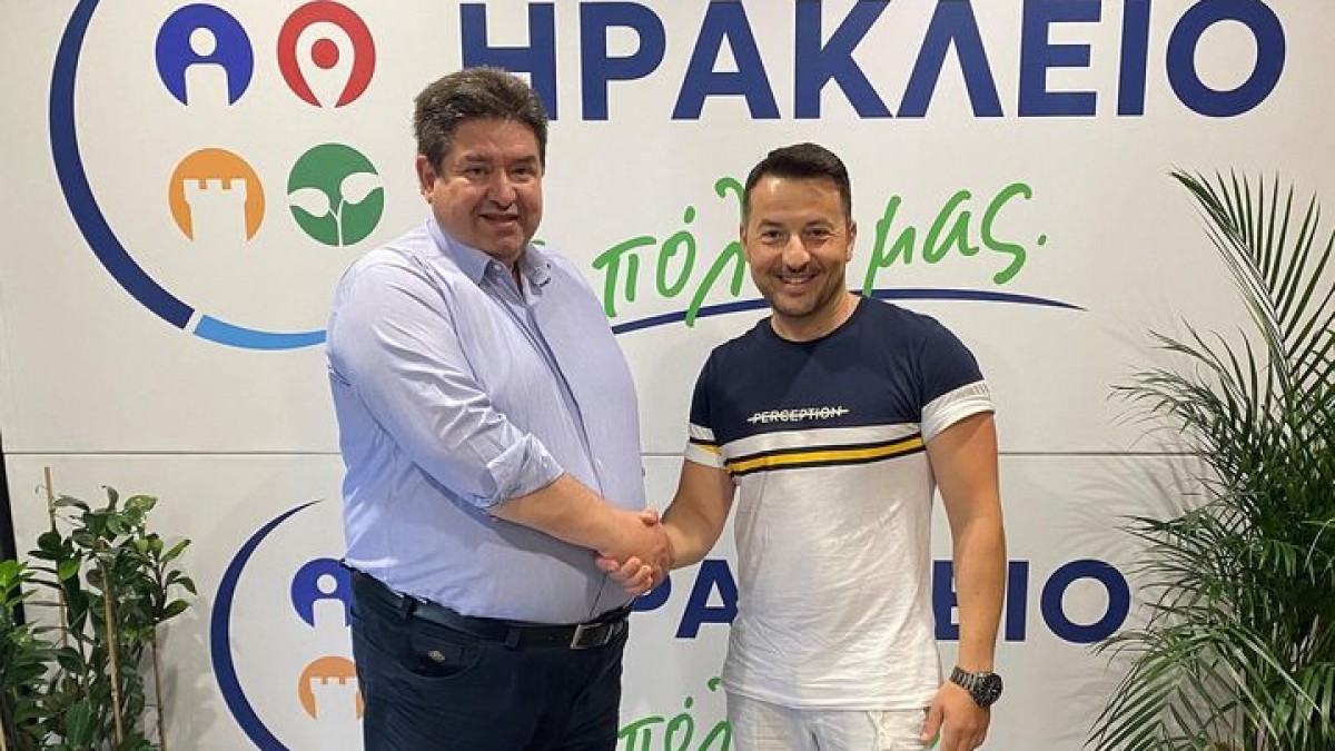 Ο Μάνος Καμπουράκης – Οικονομολόγος, στην παράταξη «Ηράκλειο, η Πόλη μας» Ο Μάνος Καμπουράκης – Οικονομολόγος, στην παράταξη «Ηράκλειο, η Πόλη μας»